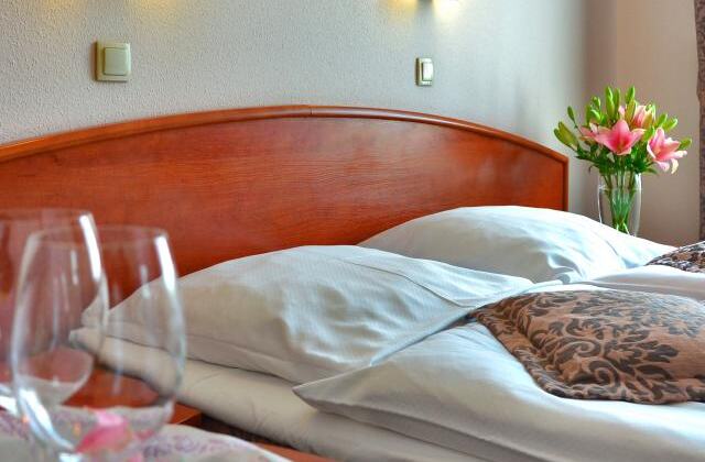 A made hotel bed